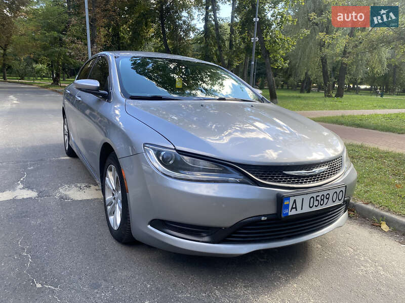Седан Chrysler 200 2014 в Киеве
