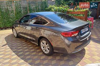 Седан Chrysler 200 2016 в 