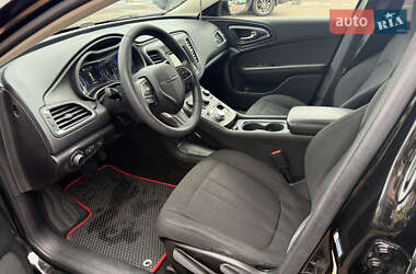 Седан Chrysler 200 2014 в 