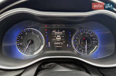 Седан Chrysler 200 2014 в 