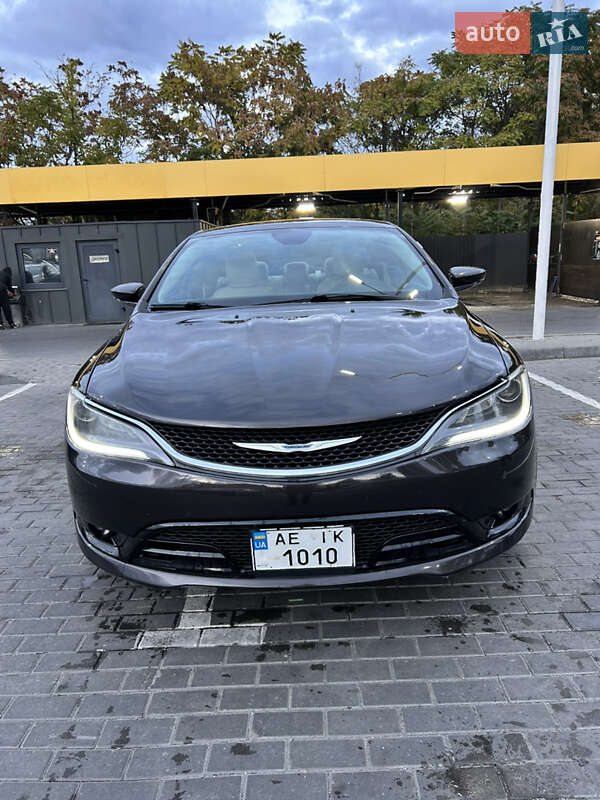 Седан Chrysler 200 2014 в Днепре