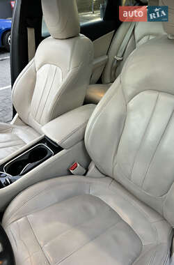 Седан Chrysler 200 2014 в 