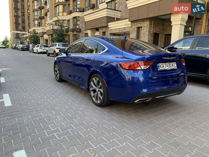 Седан Chrysler 200 2015 в Киеве фото 12 Седан Chrysler 200 2015 в Киеве