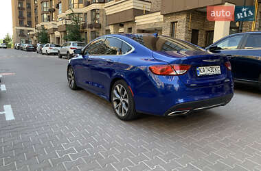 Седан Chrysler 200 2015 в  фото 12 Седан Chrysler 200 2015 в