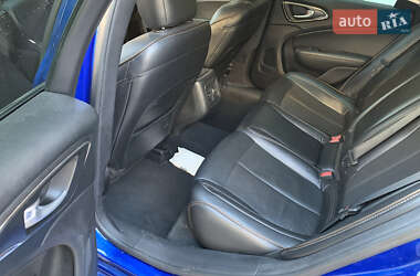Седан Chrysler 200 2015 в  фото 16 Седан Chrysler 200 2015 в
