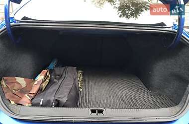Седан Chrysler 200 2015 в  фото 11 Седан Chrysler 200 2015 в