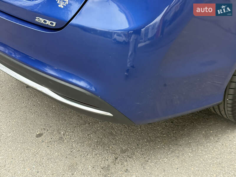 Седан Chrysler 200 2015 в Днепре