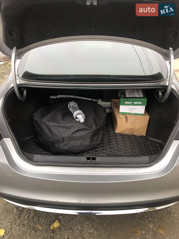 Седан Chrysler 200 2015 в Киеве фото 15 Седан Chrysler 200 2015 в Киеве