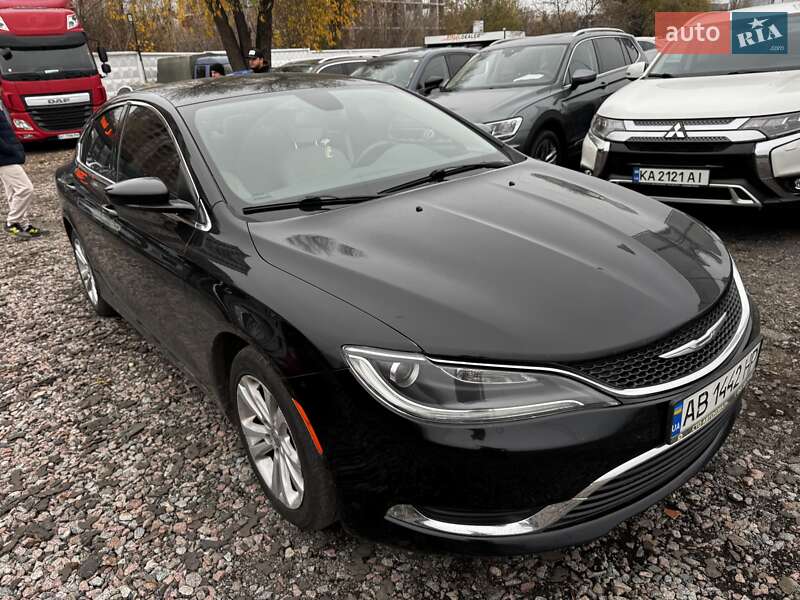 Седан Chrysler 200 2015 в Киеве фото 3 Седан Chrysler 200 2015 в Киеве