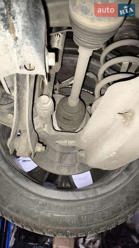 Седан Chrysler 200 2015 в Чернігові