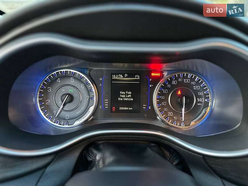 Седан Chrysler 200 2015 в Житомирі фото 15 Седан Chrysler 200 2015 в Житомирі