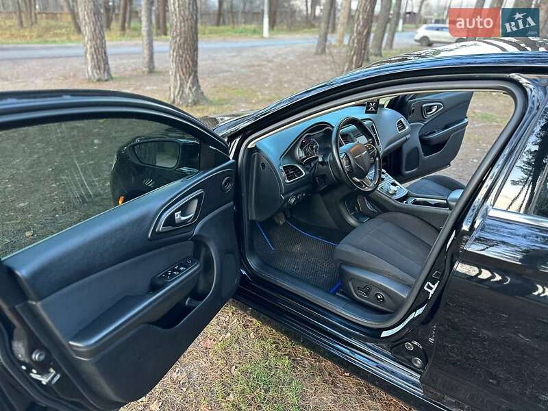Седан Chrysler 200 2015 в Житомирі фото 19 Седан Chrysler 200 2015 в Житомирі