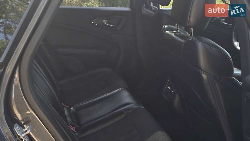 Седан Chrysler 200 2014 в Киеве фото 11 Седан Chrysler 200 2014 в Киеве