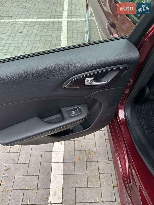 Седан Chrysler 200 2016 в Луцьку фото 31 Седан Chrysler 200 2016 в Луцьку