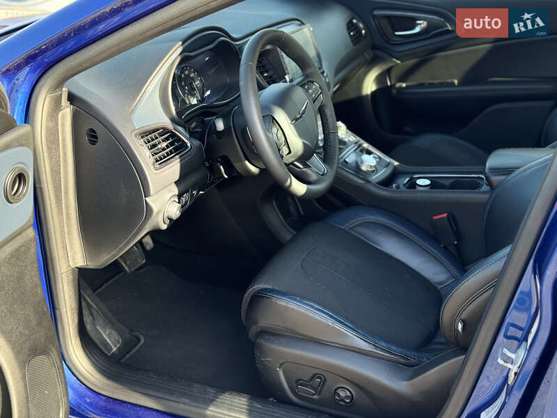 Седан Chrysler 200 2015 в Ровно фото 9 Седан Chrysler 200 2015 в Ровно
