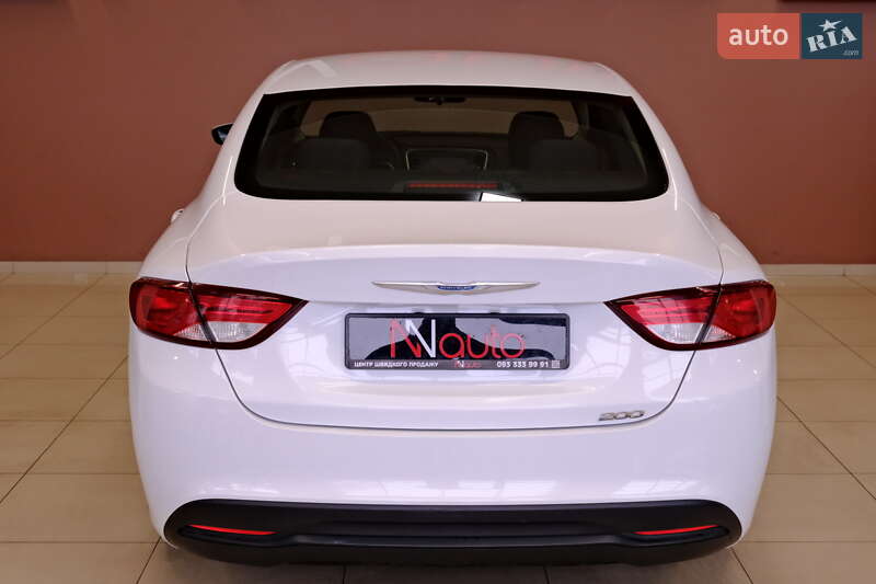 Седан Chrysler 200 2014 в Одессе