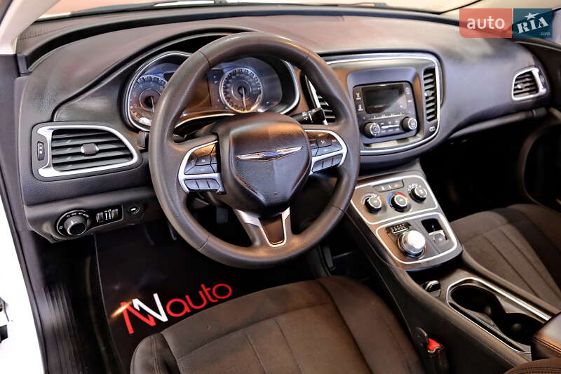 Седан Chrysler 200 2014 в Одессе