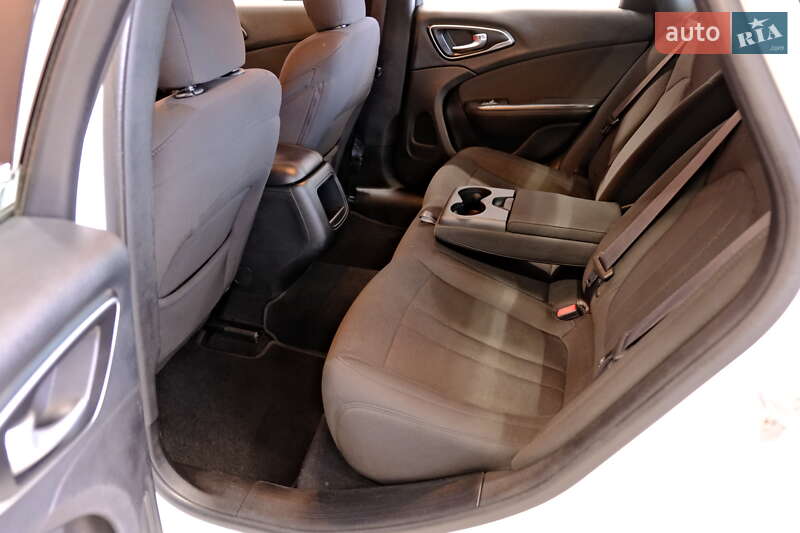 Седан Chrysler 200 2014 в Одессе