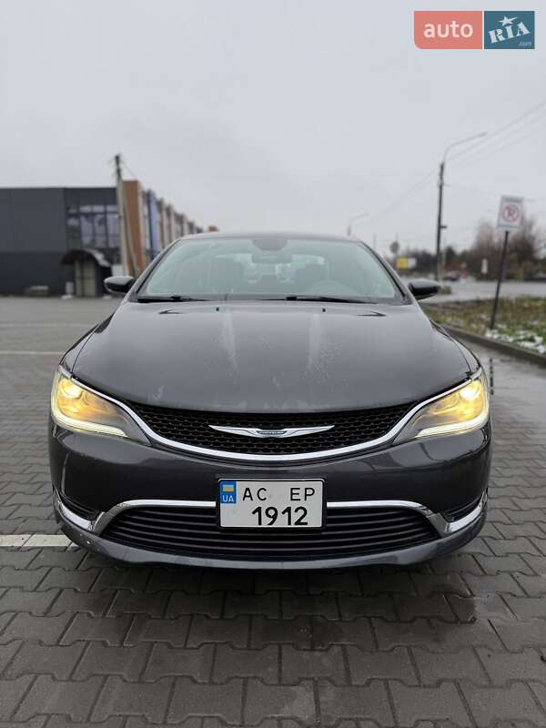Седан Chrysler 200 2016 в Луцьку фото 6 Седан Chrysler 200 2016 в Луцьку