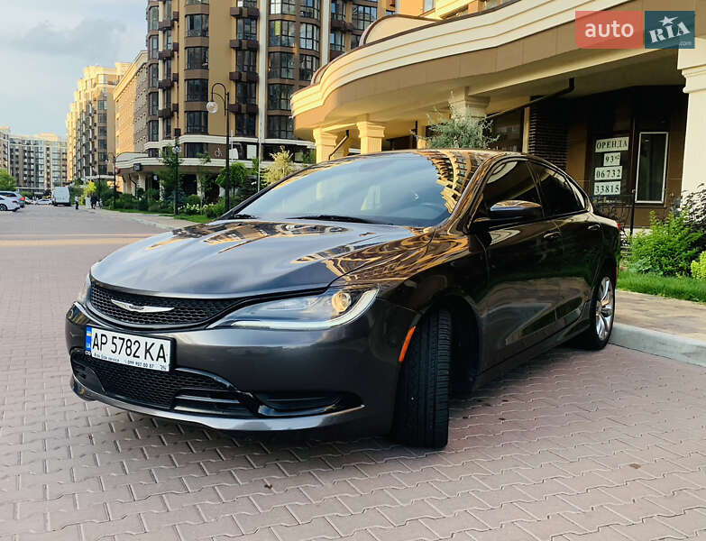 Седан Chrysler 200 2015 в Києві фото 9 Седан Chrysler 200 2015 в Києві