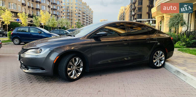 Седан Chrysler 200 2015 в Києві фото 13 Седан Chrysler 200 2015 в Києві