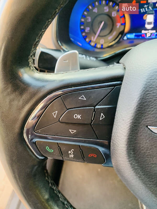 Седан Chrysler 200 2015 в Києві фото 50 Седан Chrysler 200 2015 в Києві