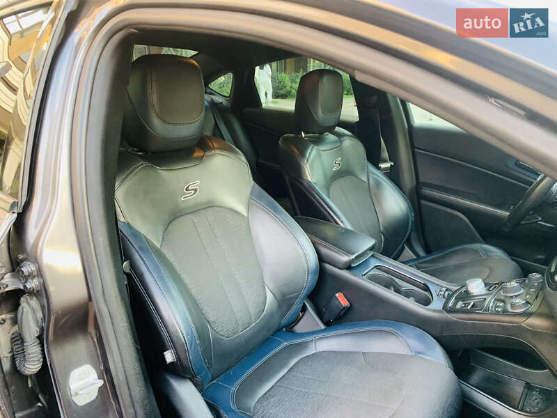 Седан Chrysler 200 2015 в Києві фото 69 Седан Chrysler 200 2015 в Києві