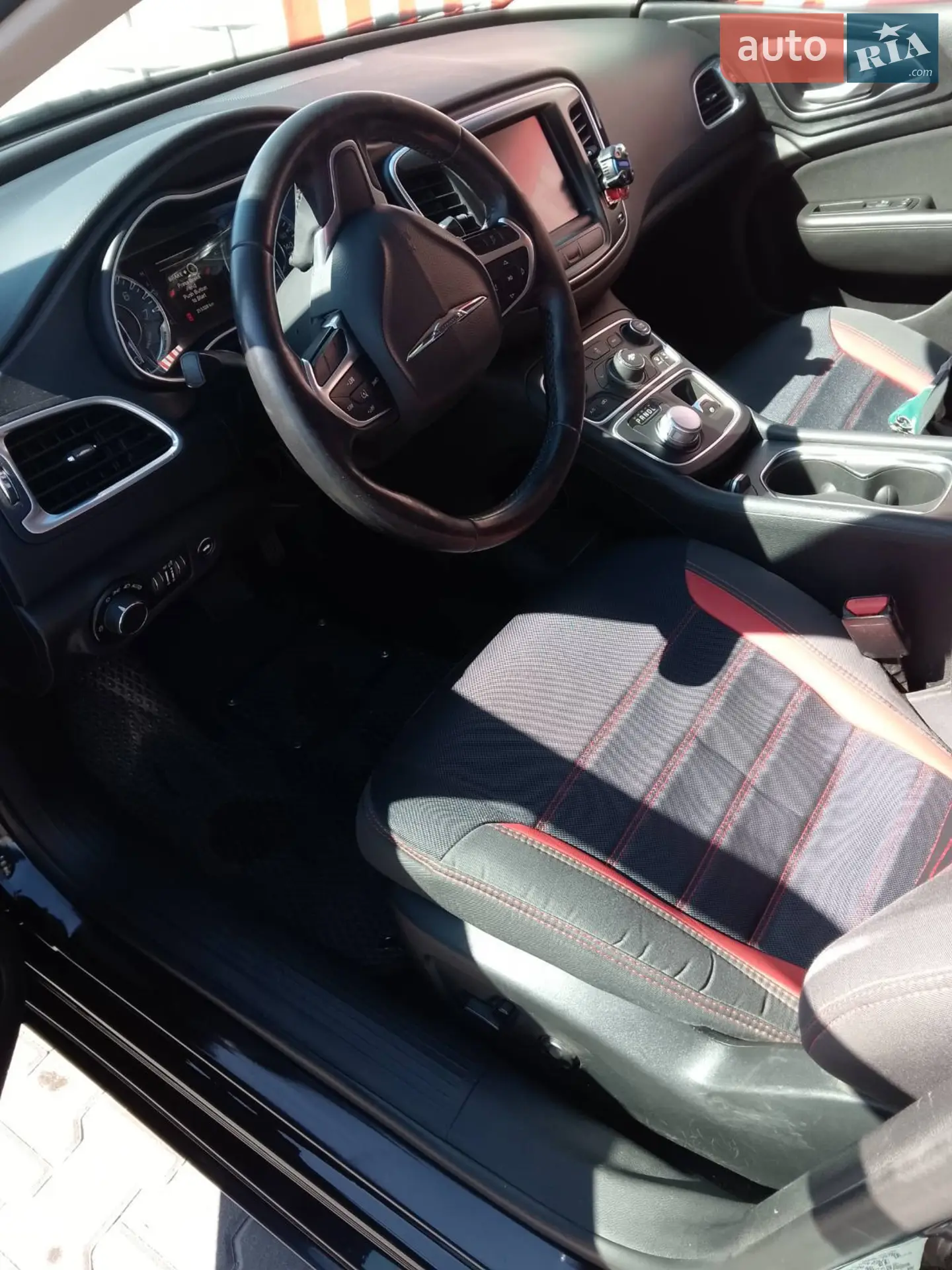 2015 Chrysler 200 - мініатюра 6