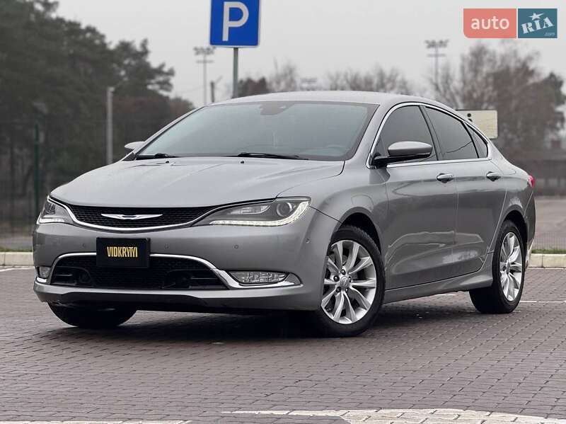 Седан Chrysler 200 2014 в Києві