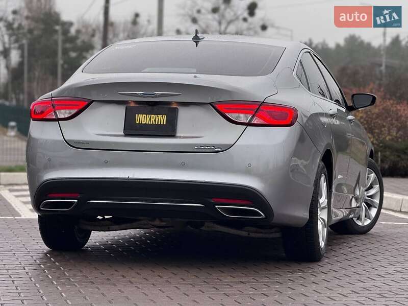 Седан Chrysler 200 2014 в Києві