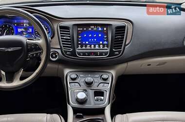 Седан Chrysler 200 2014 в Киеве