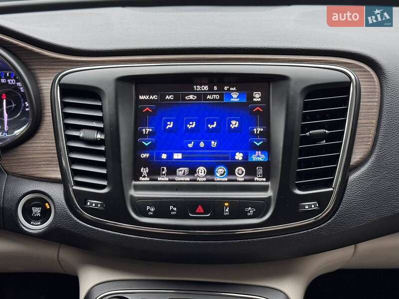 Седан Chrysler 200 2014 в Києві