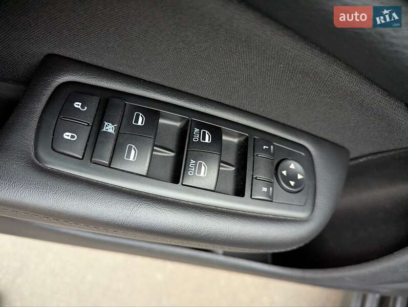 Седан Chrysler 200 2014 в Одессе