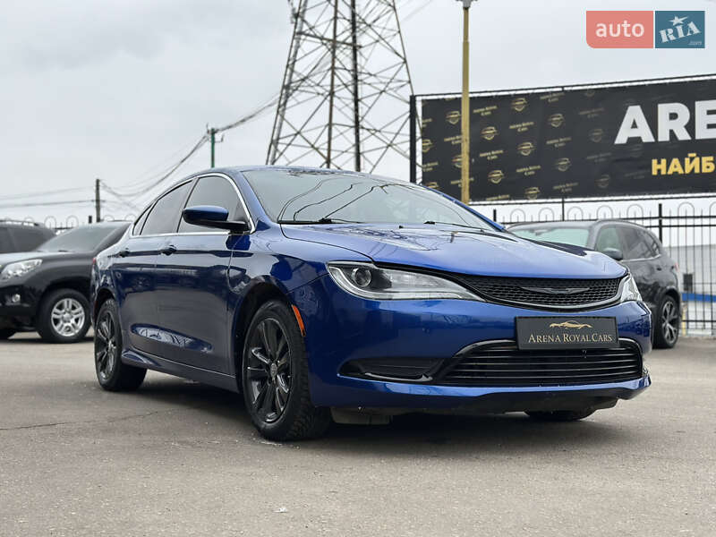 Седан Chrysler 200 2016 в Харкові