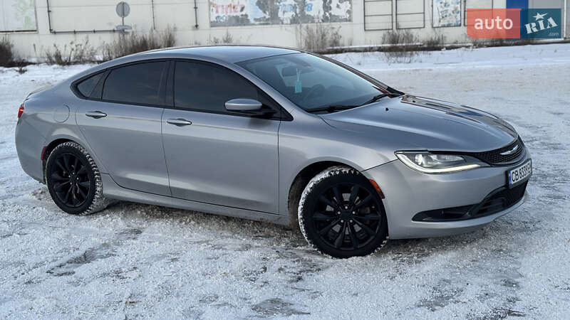 Седан Chrysler 200 2015 в Чернигове
