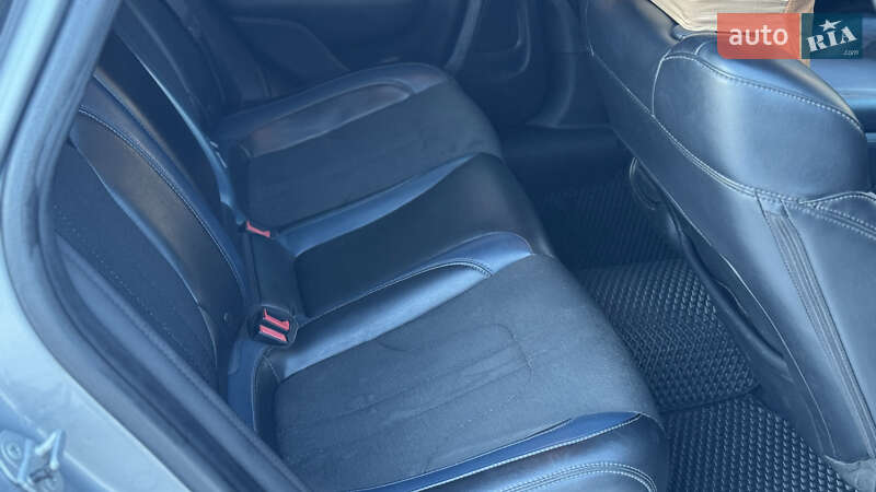 Седан Chrysler 200 2015 в Чернигове