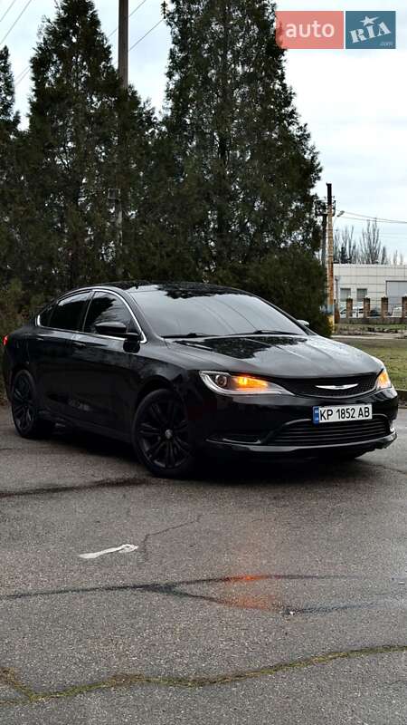 Седан Chrysler 200 2014 в Запоріжжі
