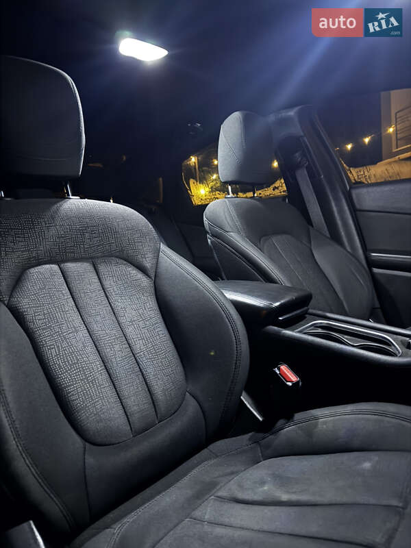 Седан Chrysler 200 2015 в Хмельницком фото 6 Седан Chrysler 200 2015 в Хмельницком