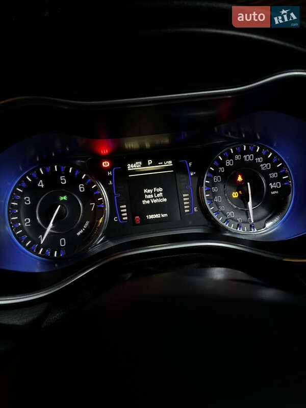 Седан Chrysler 200 2015 в Хмельницком фото 4 Седан Chrysler 200 2015 в Хмельницком