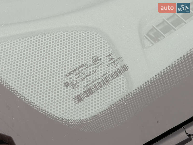 Седан Chrysler 200 2016 в Виннице фото 17 Седан Chrysler 200 2016 в Виннице