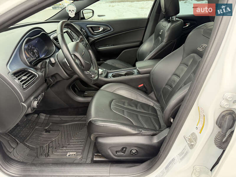 Седан Chrysler 200 2016 в Виннице фото 40 Седан Chrysler 200 2016 в Виннице