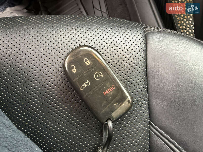 Седан Chrysler 200 2016 в Виннице фото 49 Седан Chrysler 200 2016 в Виннице