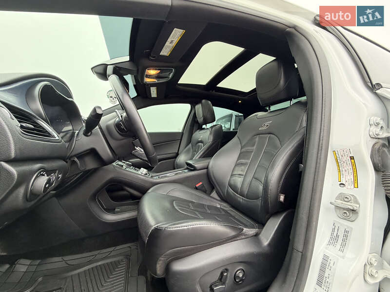 Седан Chrysler 200 2016 в Виннице фото 57 Седан Chrysler 200 2016 в Виннице