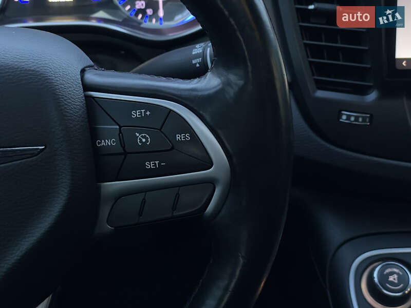 Седан Chrysler 200 2014 в Одессе