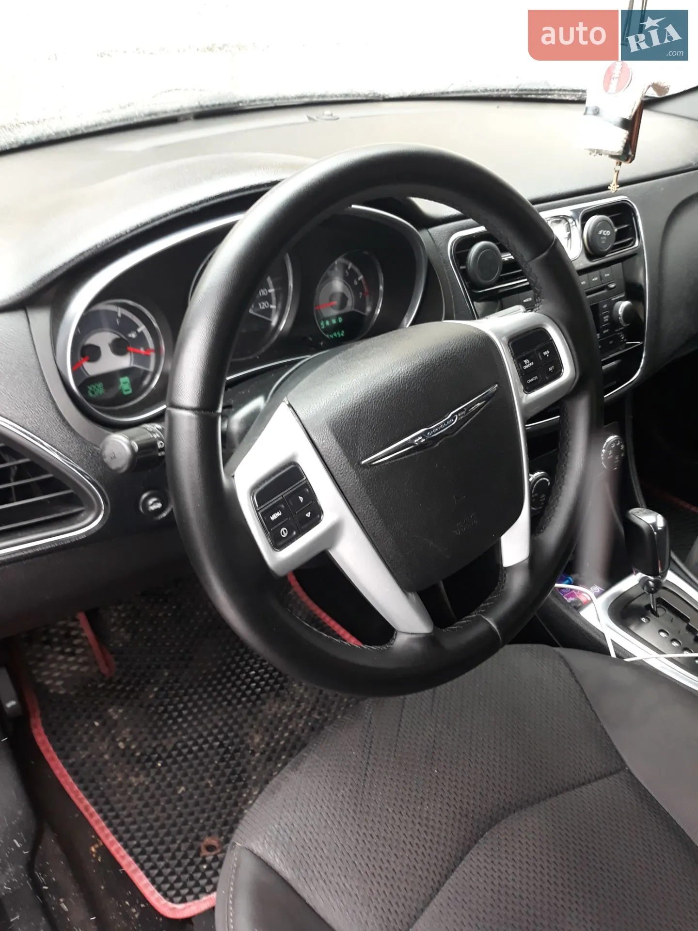 2013 Chrysler 200 - мініатюра 28