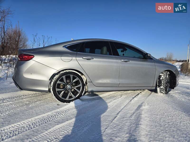 Седан Chrysler 200 2014 в Києві фото 5 Седан Chrysler 200 2014 в Києві