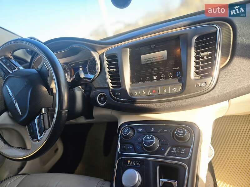 Седан Chrysler 200 2014 в Києві фото 21 Седан Chrysler 200 2014 в Києві