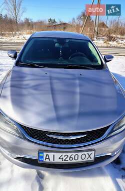 Седан Chrysler 200 2015 в Киеве