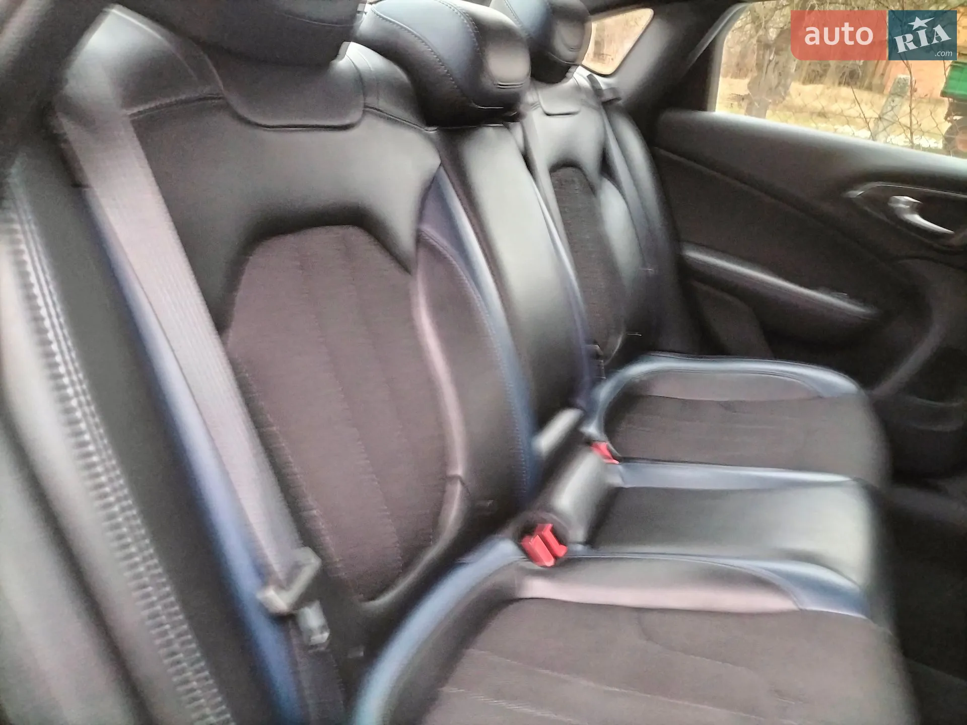 2015 Chrysler 200 - мініатюра 6