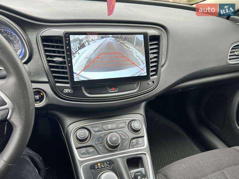 Седан Chrysler 200 2014 в Києві фото 21 Седан Chrysler 200 2014 в Києві